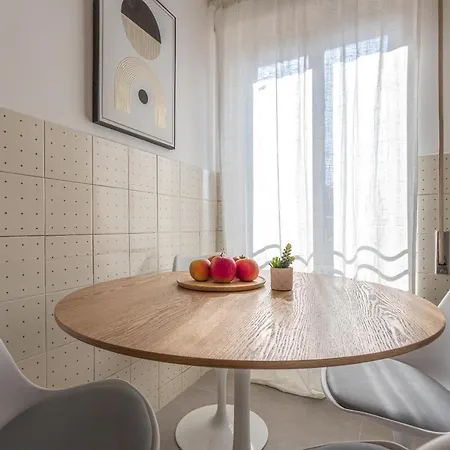 Ych-bright And Cozy Flat In Pigneto Апартаменты Рим
